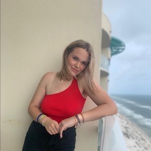 Meet your Posher, Sophia